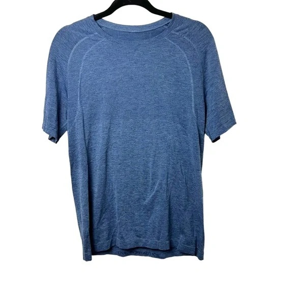 Men’s LuluLemon Shirt - Picture 8 of 8